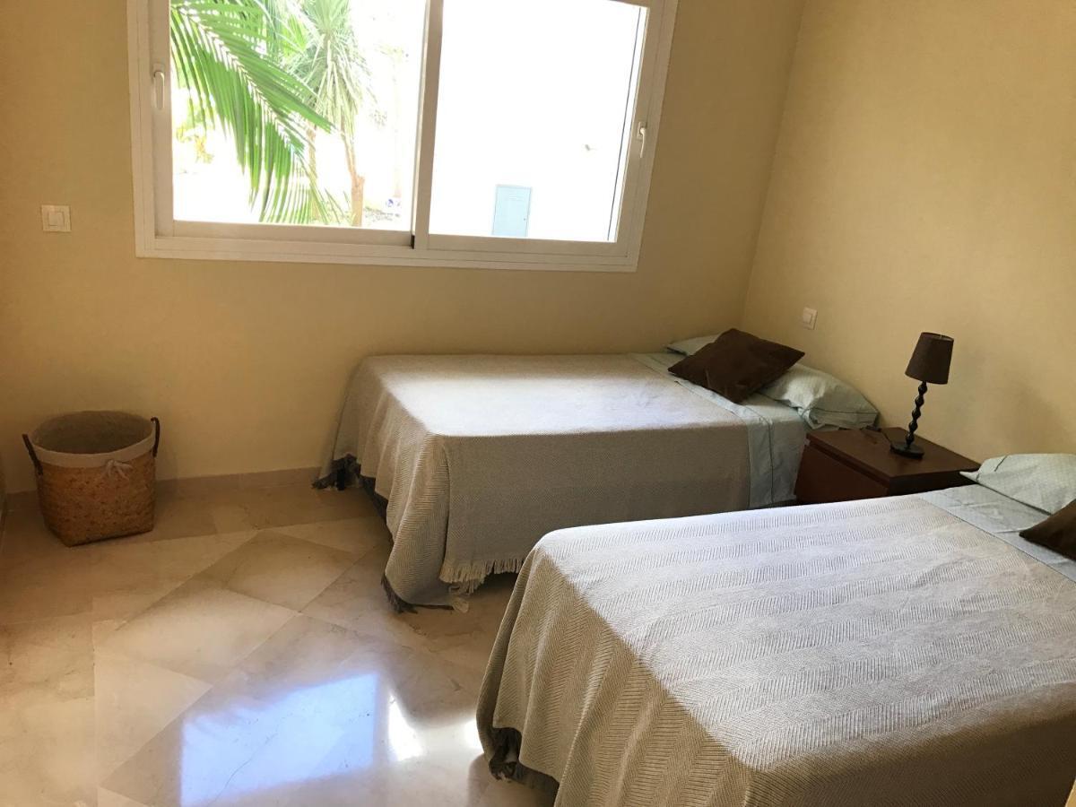 Costalita Apartment Estepona Bagian luar foto